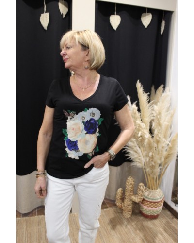 T-shirt noir imprimé fleurit